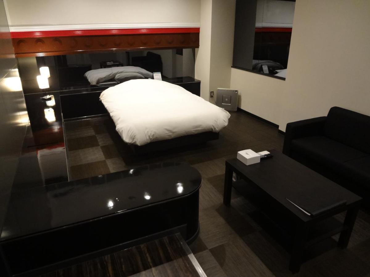 אוגאקי Royal Hotel Uohachi Bettei מראה חיצוני תמונה
